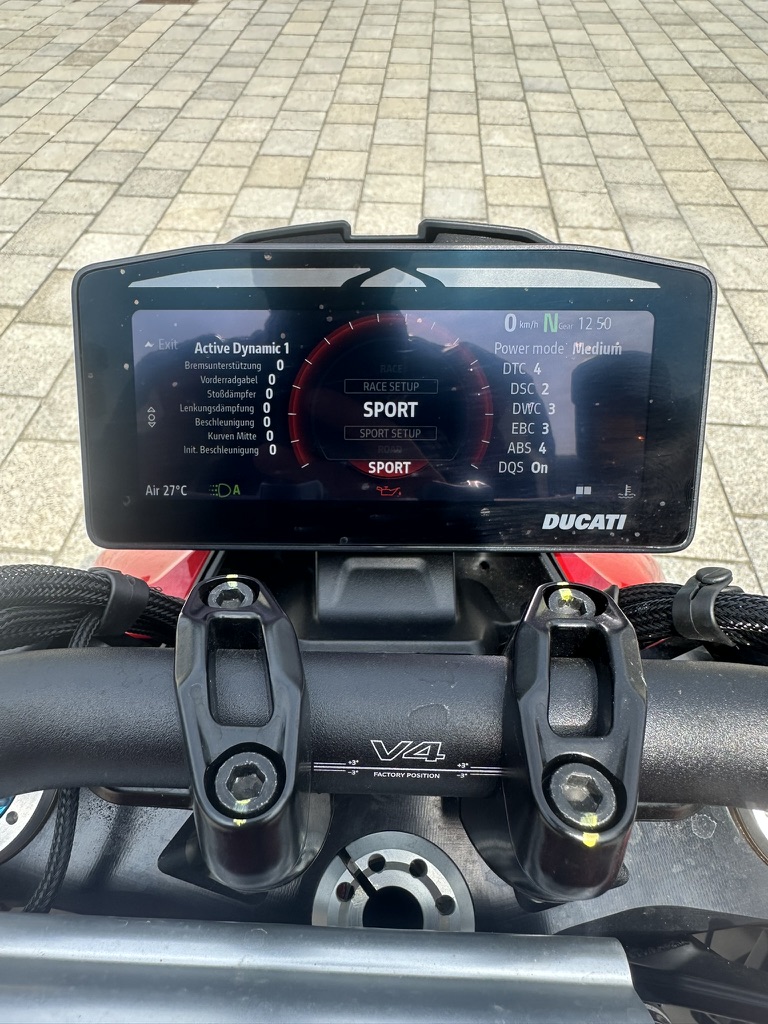 Sport-Modus einlegen und los gehts.