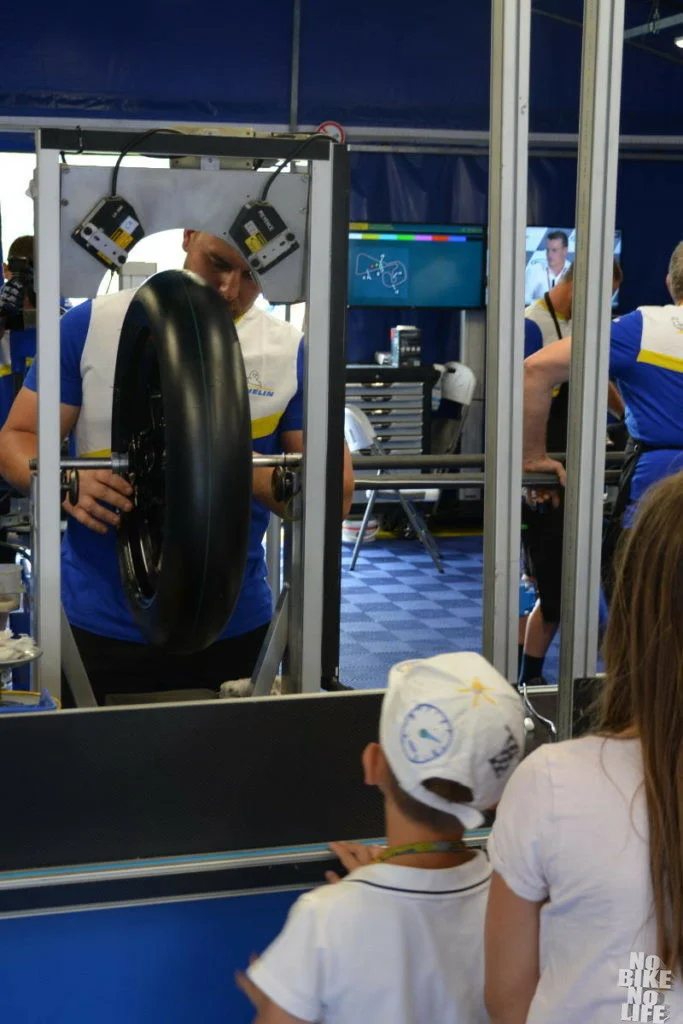 MotoGP mit Kindern am Sachsenring: Tipps aus Erfahrung